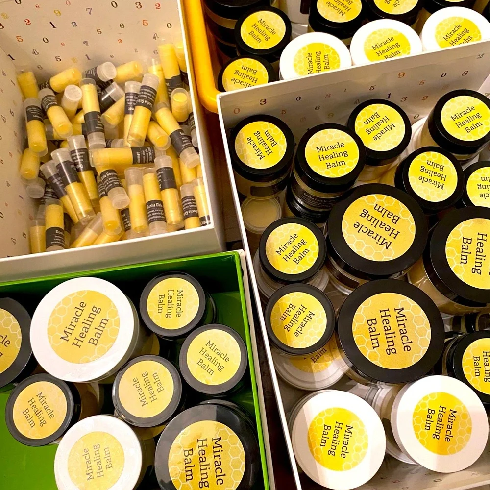 🐶 PROTECT/SOOTHE 🐶 your dog’s 🐾 paws/foot pads— Miracle Healing ❤️‍🩹 balm